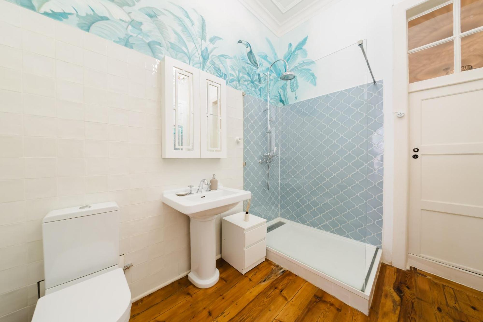 Luxury 4br Steps From Praa Do Comrcio Apartment *